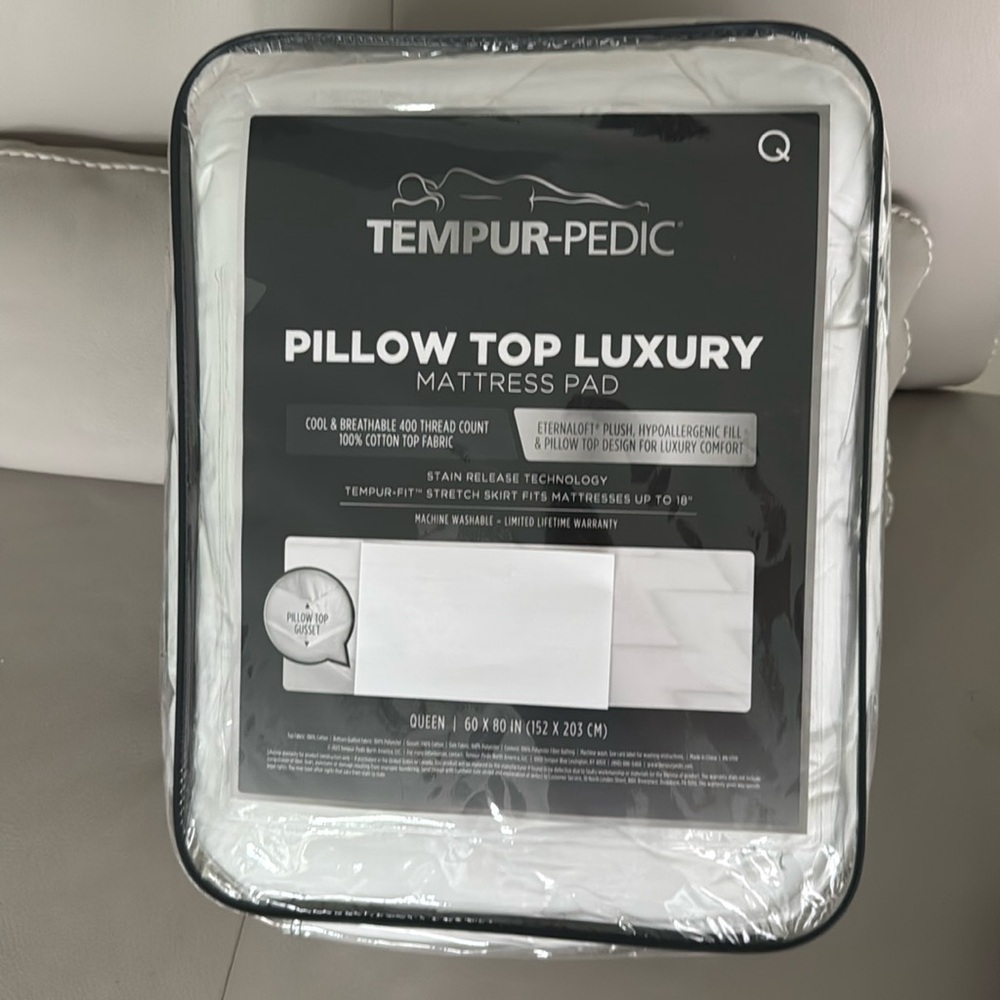 TEMPUR PEDIC White Tempurpedic Pillow Top Luxury Mattress Pad Queen